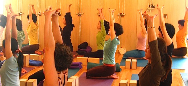 English-language yoga classes in Tokyo