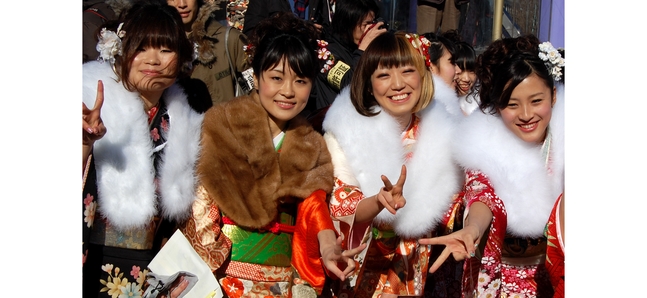 Photo gallery: Kimono girls, hakama boys 20