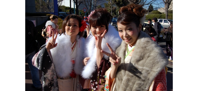 Photo gallery: Kimono girls, hakama boys 27