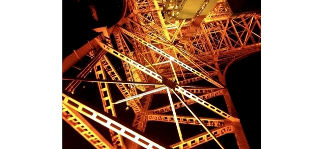 Photo of the day: Tokyo Tower, Extreme Closeup