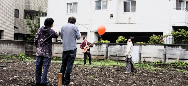 Photo gallery: Tenniscoats video shoot