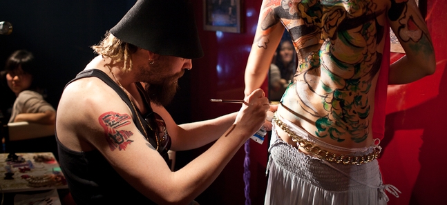 Photo gallery: Tokyo body painting 